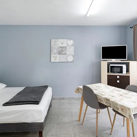 Apartment Les Pins - Domaine Des Landes *